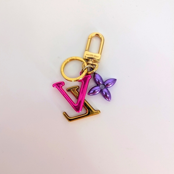 Louis Vuitton keychain - Picture 1 of 10